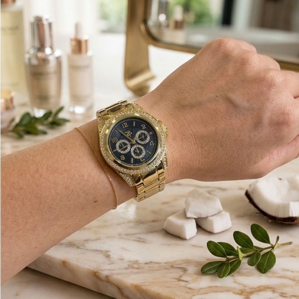 Brand new Jaclyn Smith watch